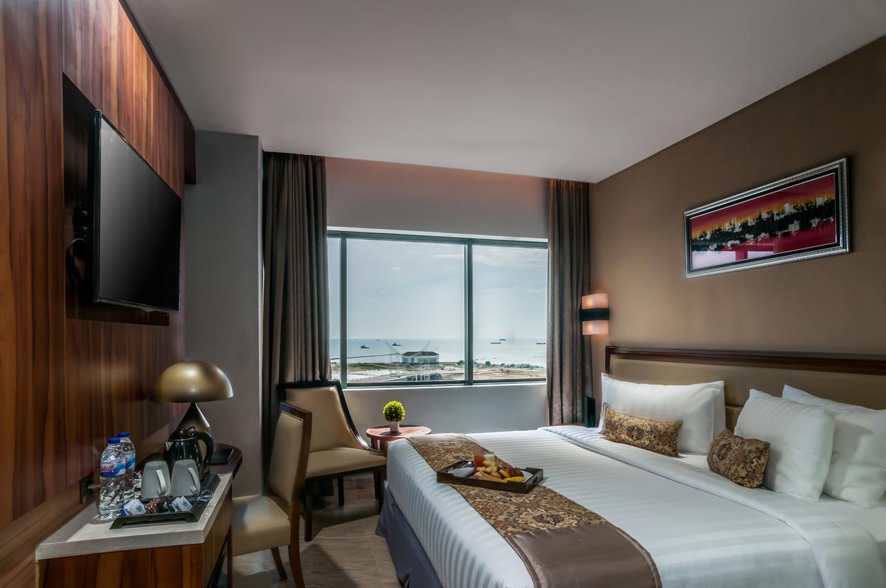 Arthama Hotels Макасар Екстериор снимка