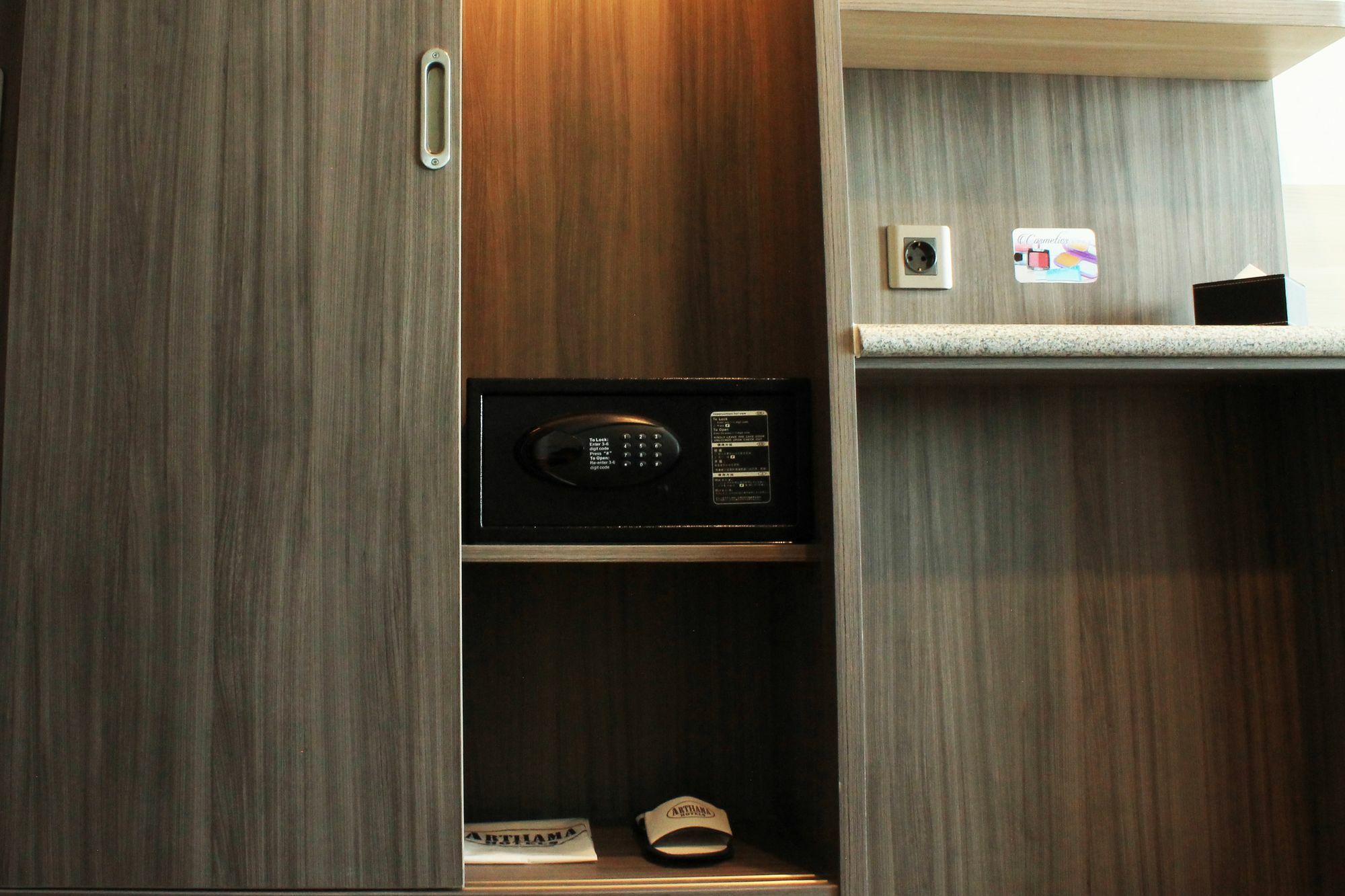 Arthama Hotels Макасар Екстериор снимка